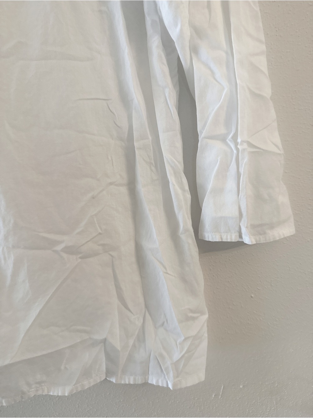 JH Collectibles White Pearl Embellished Shoulder Top V Neck Long Sleeve Size L - Picture 6 of 9